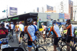 日本團騎車真的很守秩序!! 日本團騎車真的很守秩序!!
